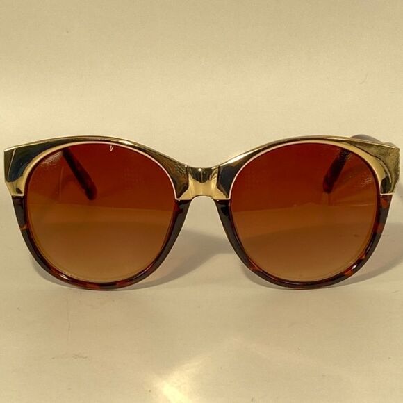 0973 Evita Round Eyebrow Sunglasses Tortoise with Gold Detail New - Picture 2 of 9